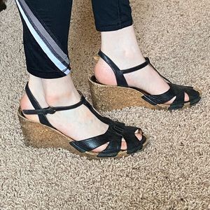 Clark’s leather sandals 8.5M.